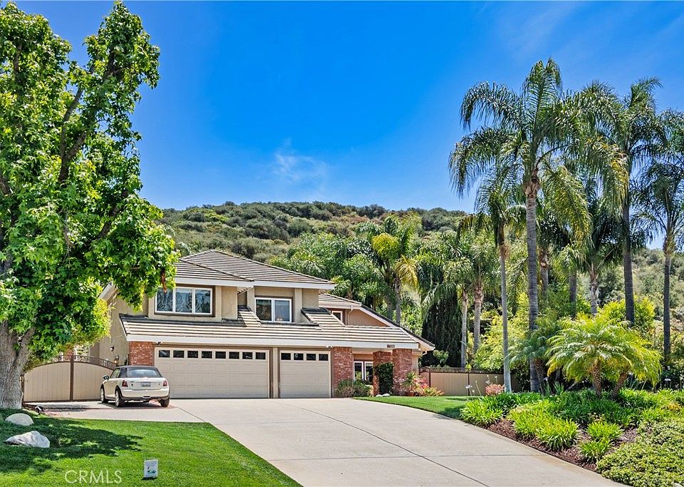 1st image of 822 Spring Canyon Pl
