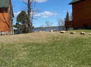 10534 Bittersweet Ln, Kabetogama, MN 56669