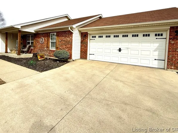 11902 Lewis Drive, Sellersburg, IN 47172