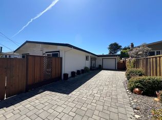 512 Cliff Dr, Aptos, CA 95003