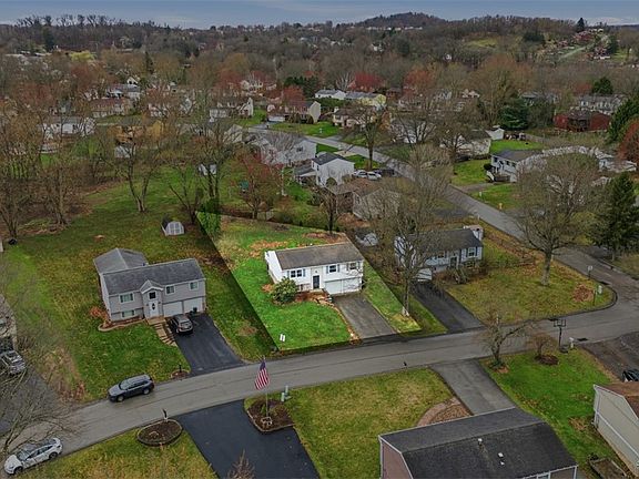 2nd image of 106 Squirrel Hollow Rd