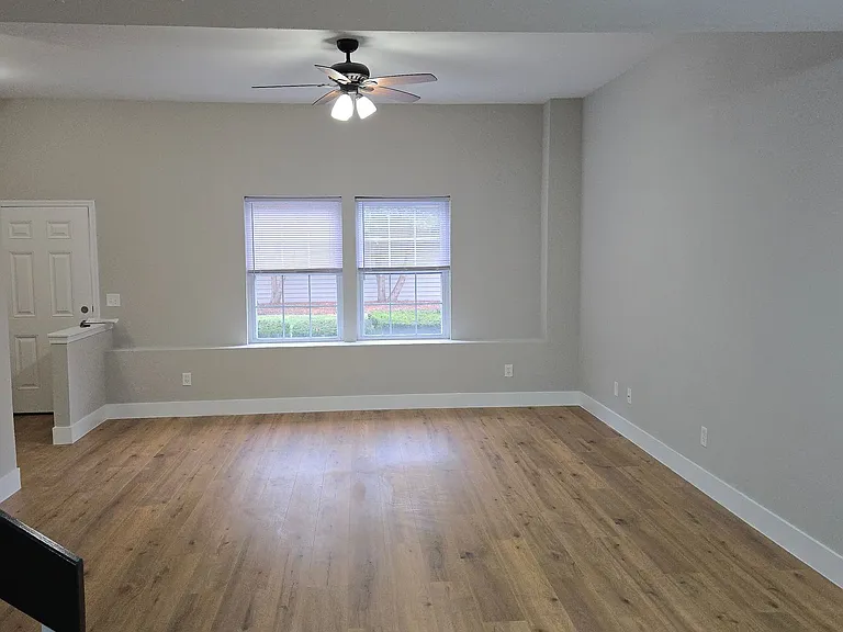 114-120 Grand Ave — Photo 6