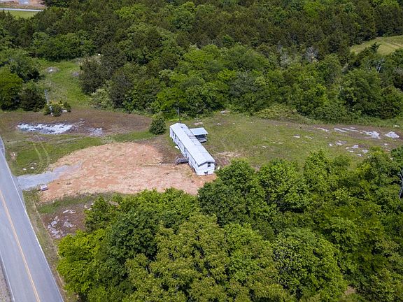 4th image of 1972 Hill Rd