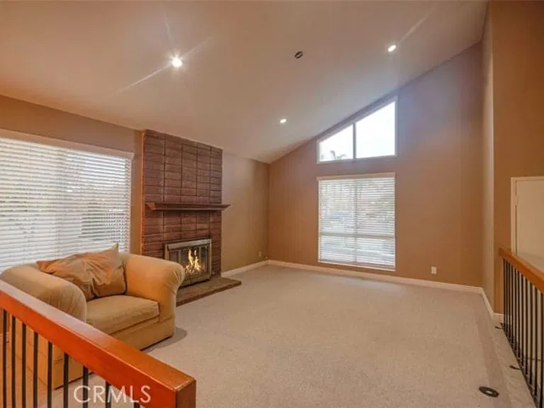 18367 Mount Kristina St — Photo 2