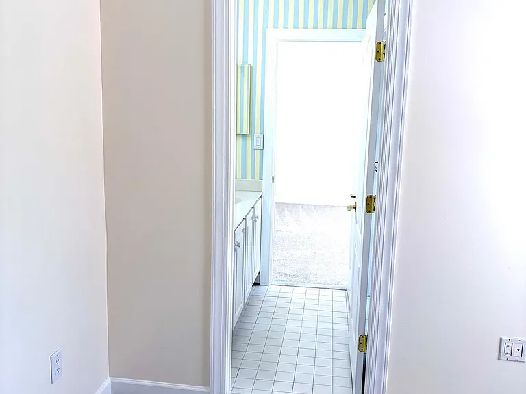 2178 Harithy Dr — Photo 21
