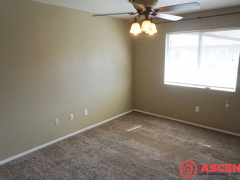 9521 Thistlewood Ct (W & A) — Photo 12