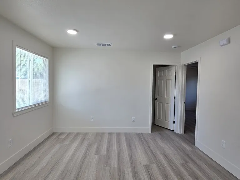 220 K St — Photo 12