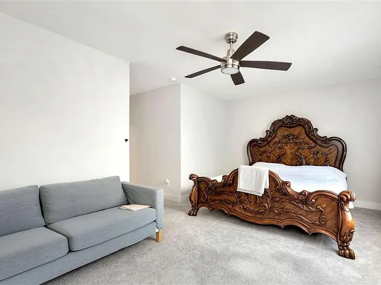 6968 Manchester Dr — Photo 45