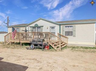 2111 Sage St, Carlsbad, NM 88220