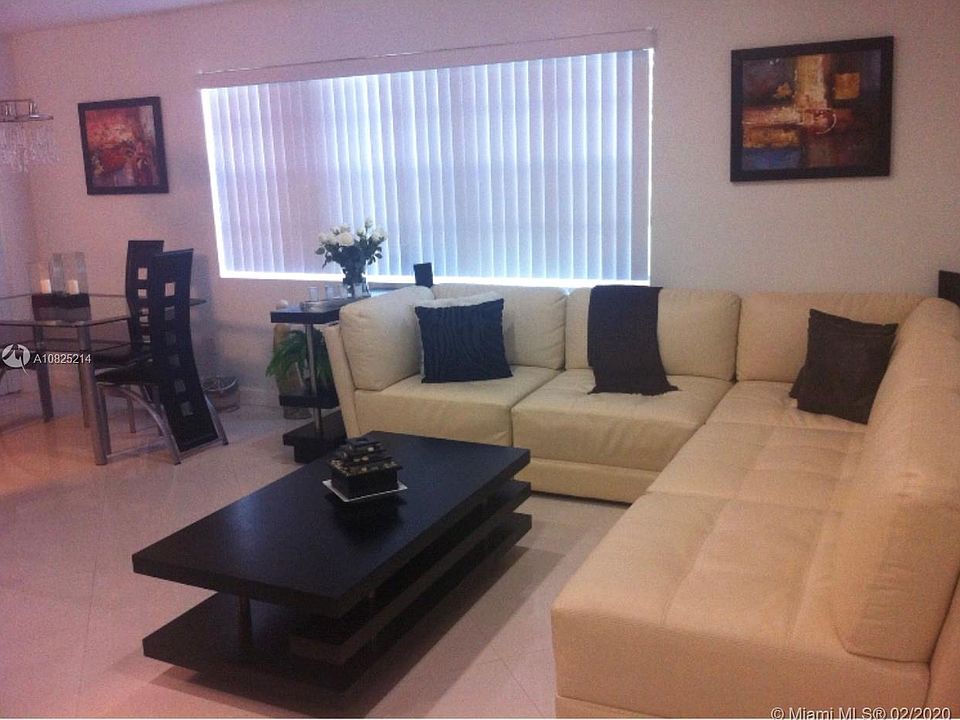 2nd image of 15295 SW 107th Ln APT 1016