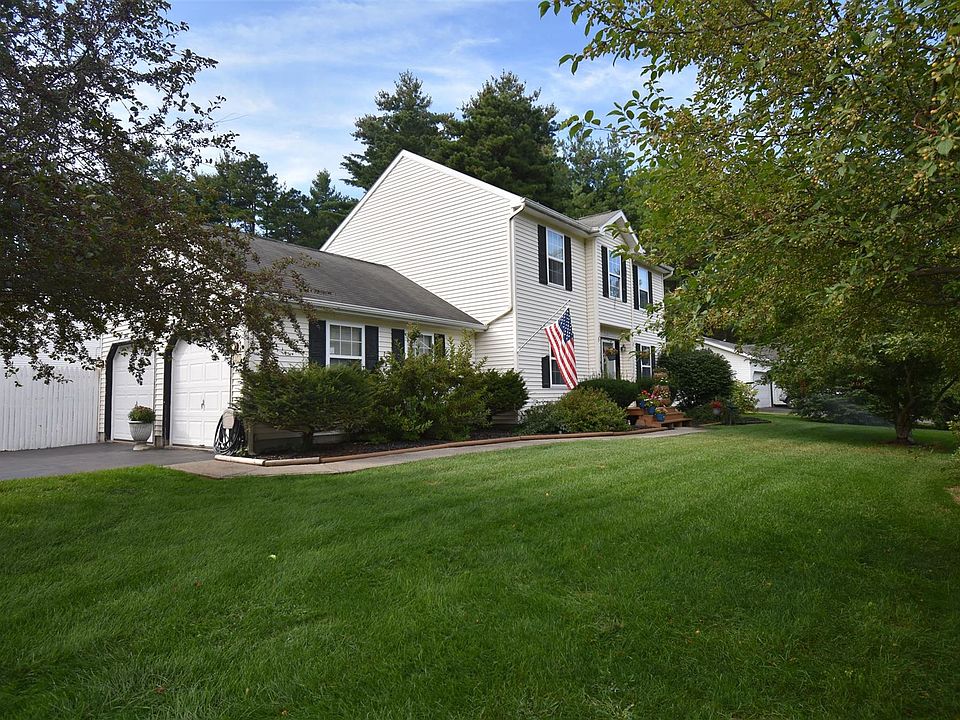 1st image of 81 Peachtree Ln