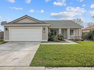 1365 Muscat Court, Hanford, CA 93230