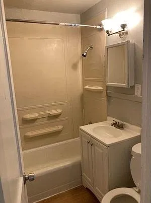 2213 SW Winterwood Ln — Photo 11