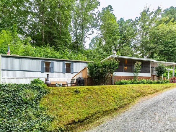 48 Melissa Ln, Leicester, NC 28748