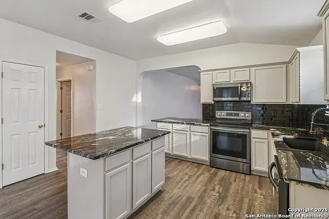4119 Chinkapin Oak — Photo 12