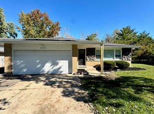15737 Dante Dr, South Holland, IL