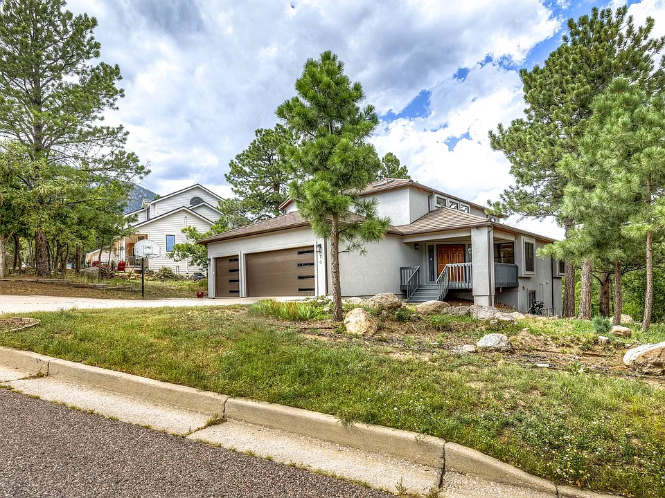 70 Beckwith Dr