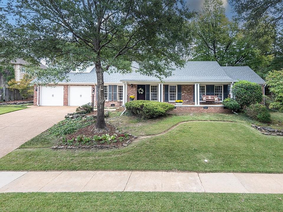 1st image of 268 Woodmont Dr