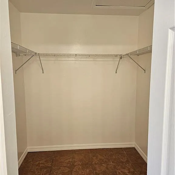 2511 Sunniland Blvd — Photo 9
