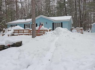 714 Wildlake Trl, Interlochen, MI 49643