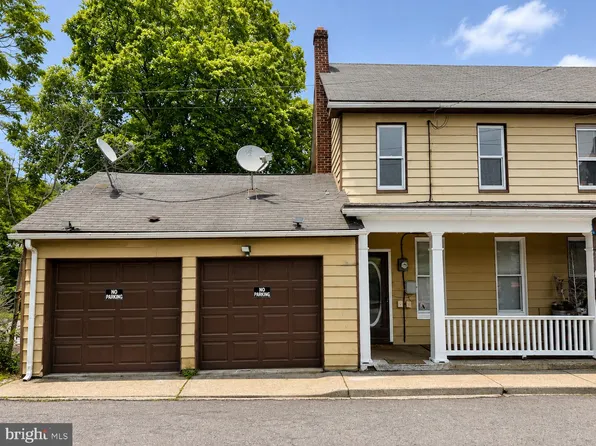403 Gay St, Tamaqua, PA 18252