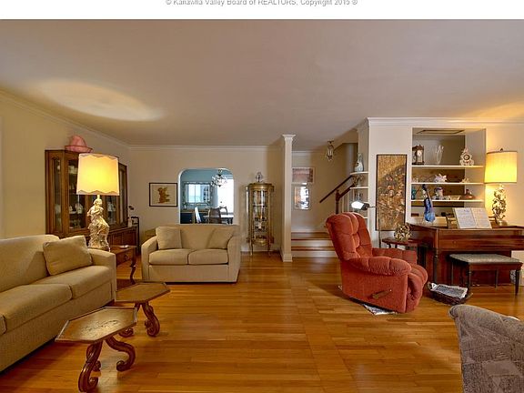 3rd image of 3716 Staunton Ave SE