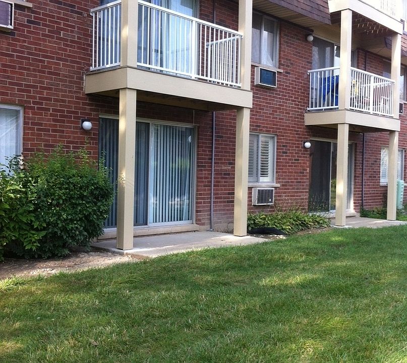 2nd image of 1 Villa Verde Dr Unit 112