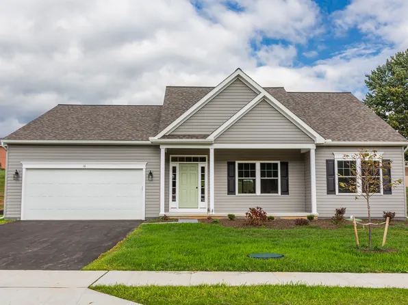 16 Ridgewood Dr #(douglas), Quarryville, PA 17566