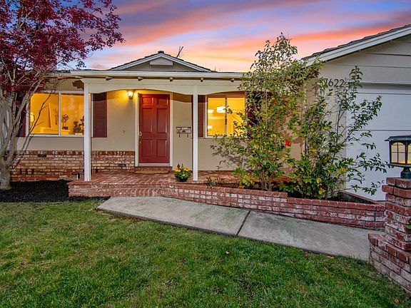 3rd image of 7622 Squirewood Way