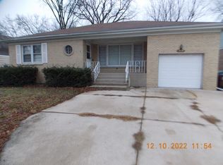 18607 Cowing Ct, Homewood, IL 60430