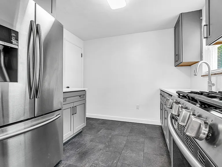 1205 Labelle Ave — Photo 9
