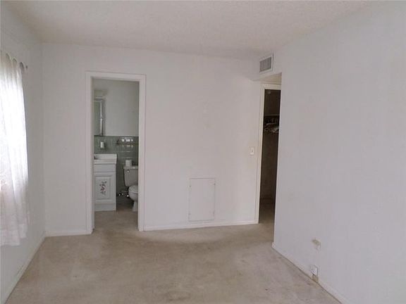 5th image of 2333 Indian River Blvd APT 603
