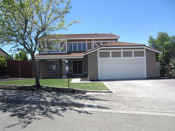 2nd image of 140 Evelyn Cir