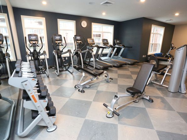 Century Baxter Ave | 1221 E Broadway, Louisville, KY