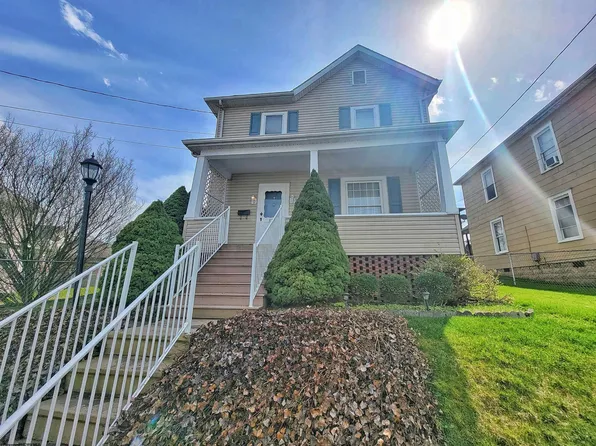 323 Duff Ave, Clarksburg, WV 26301