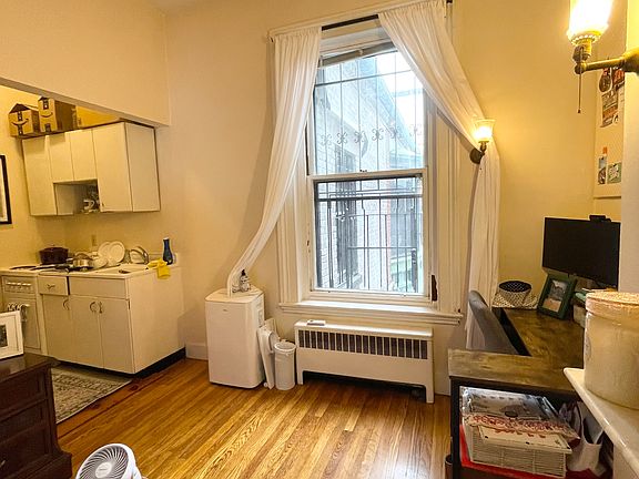 5th image of 57 Commonwealth Ave APT 15