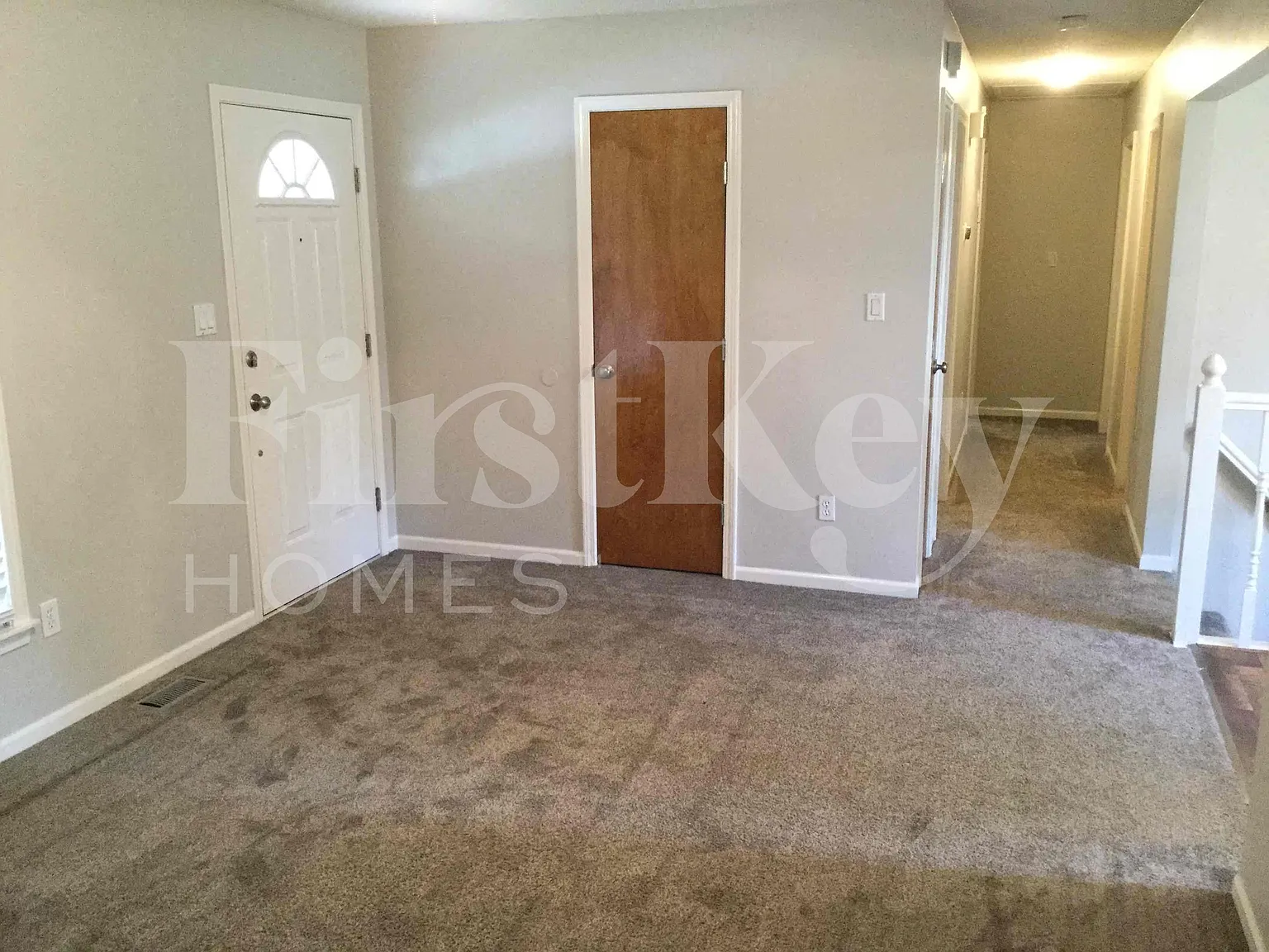 3 bed, 2.0 bath, 1490 sqft, $1,895 — Photo 2