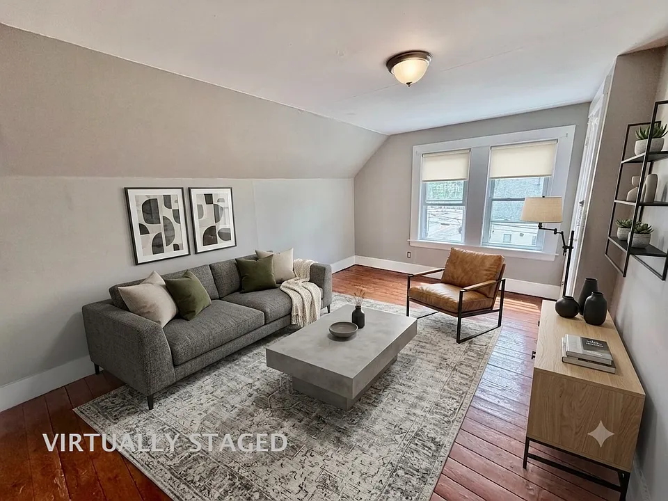 Living room (Virtually staged)