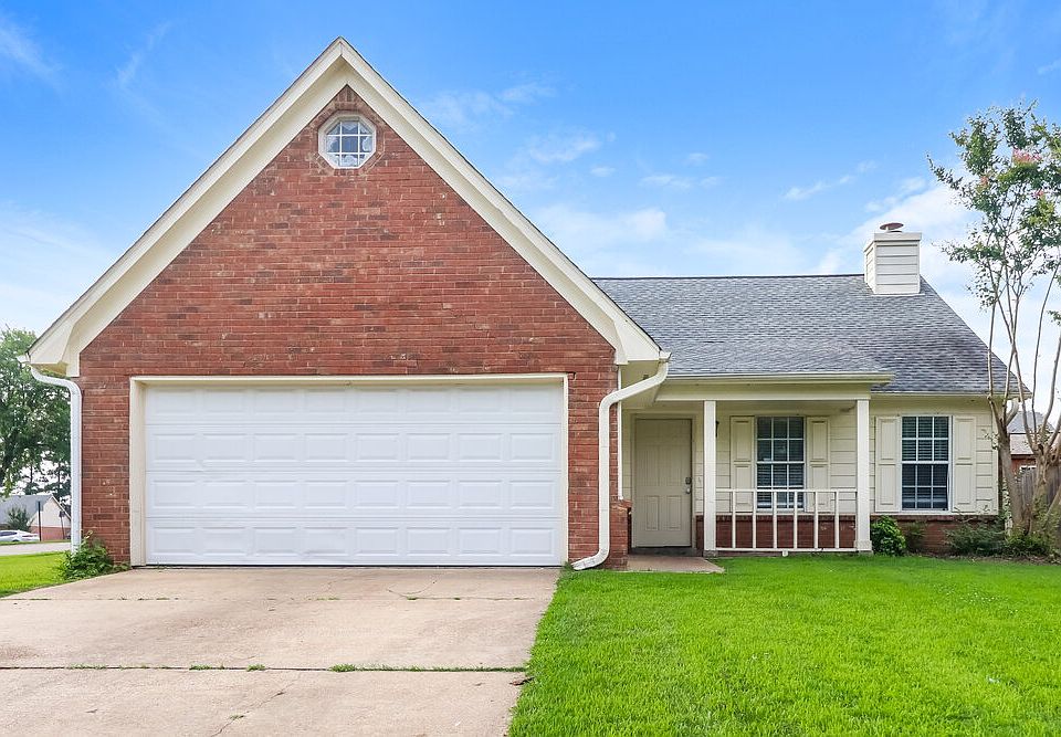 1st image of 1886 Towson Ln