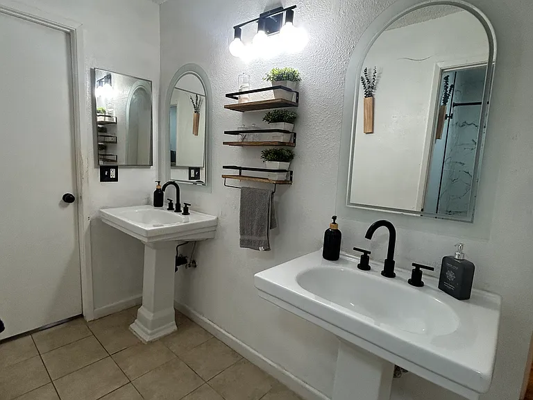 1250 E Shaw Ave #160 — Photo 7