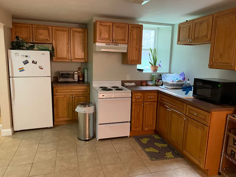 883 Huntington Ave — Photo 44