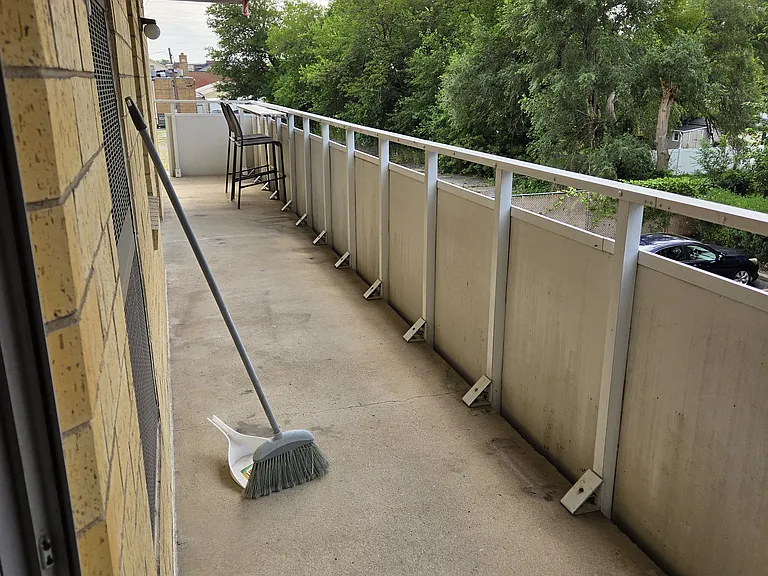 10515 W Grand Ave #206 — Photo 17