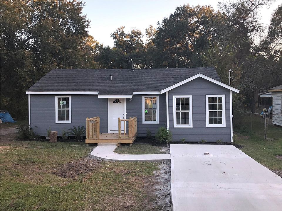 1st image of 5238 Carmen St