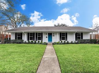 2919 Freshmeadows Dr, Houston, TX 77063