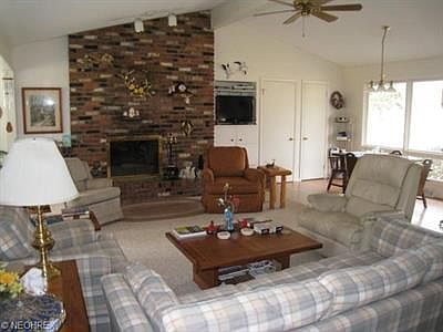 5th image of 34420 McAfee Dr
