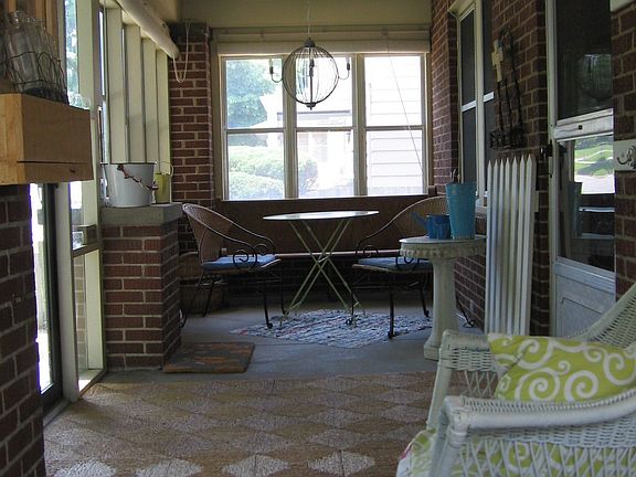 Enclosed front porch