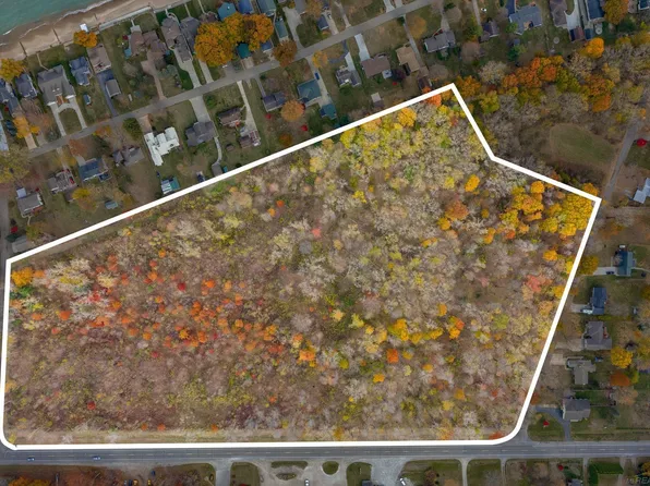 0 Lakeshore Rd, Fort Gratiot, MI 48059