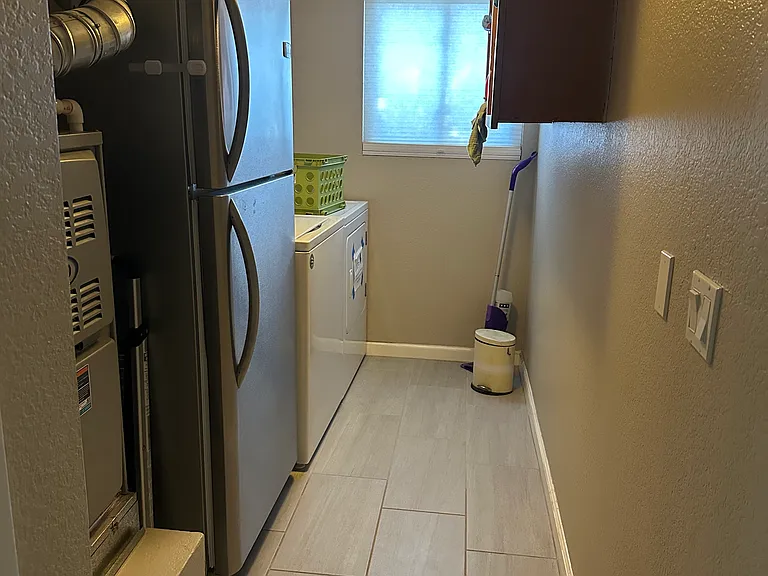 5135 Maynard St — Photo 11