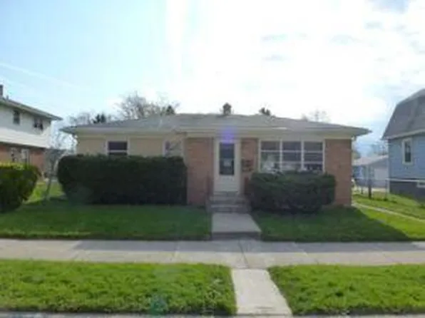 3345 8th AVENUE, Racine, WI 53402