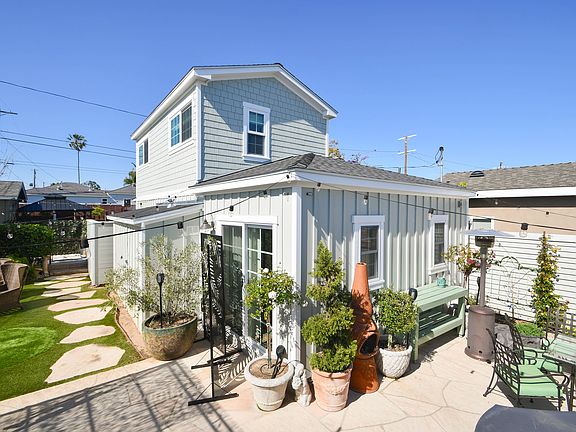 2nd image of 6235 W 83rd Pl